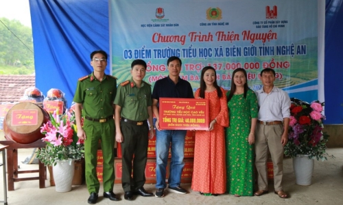 Học viện Cảnh sát nhân dân phối hợp tổ chức hoạt động thiện nguyện tại tỉnh Nghệ An